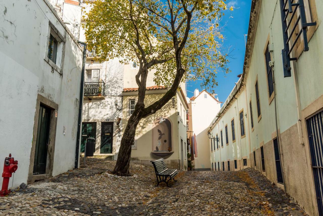 Little River View Triplex In Alfama Lisboa 外观 照片